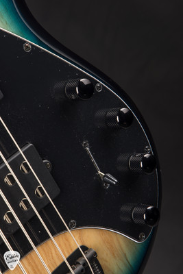 Ernie Ball Music Man StingRay 5 Special HH Mean Blue Burst Bass Guitar