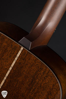 Circle Strings Salvage OM Acoustic Guitar with Sinker Sitka Spruce & Old Mahogany