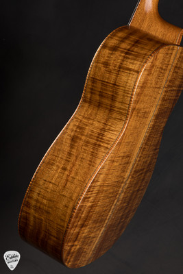 Goodall Grand Concert - Western Red Cedar/Koa