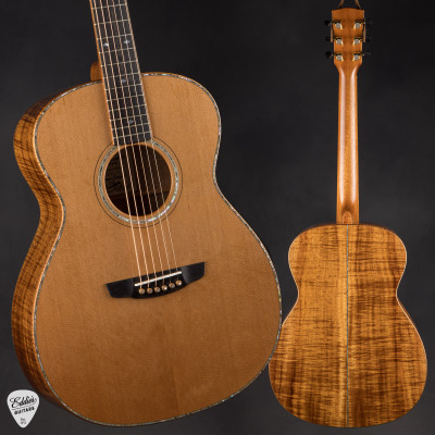 Goodall Grand Concert - Western Red Cedar/Koa