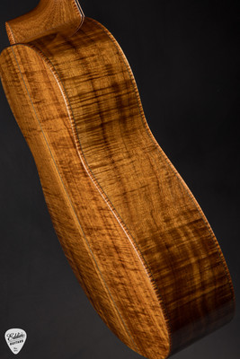 Goodall Grand Concert - Western Red Cedar/Koa