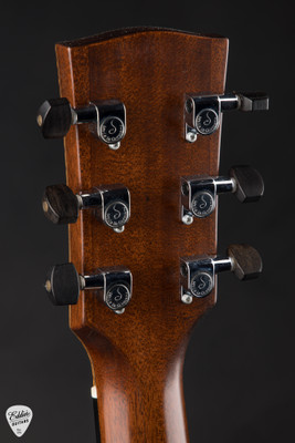 2003 Goodall Concert Jumbo Acoustic Guitar with Engelmann Spruce & Indian Rosewood