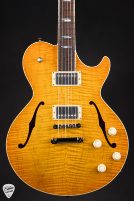 Collings SoCo Deluxe - Amber Sunburst #25753 - Eddie's Guitars