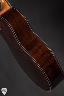 2007 Sheldon Schwartz Oracle 16 Acoustic Guitar with Bearclaw Sitka Spruce and Brazilian Rosewood