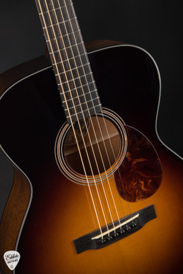 Collings OM1A Hill Country Sunburst Acoustic Guitar with Adirondack Spruce & Honduran Mahogany