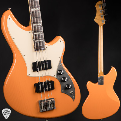 Novo Ivorus Bass Creamsicle electric guitar