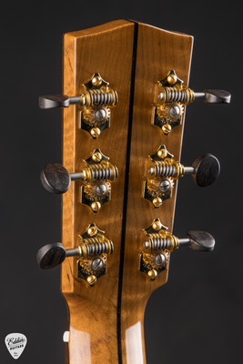 Bourgeois Eddies Guitars Exclusive Small Jumbo Carved Back Acoustic Guitar with Aged Tone Adirondack Spruce and Madagascar Rosewood in Sunburst 4 of 6