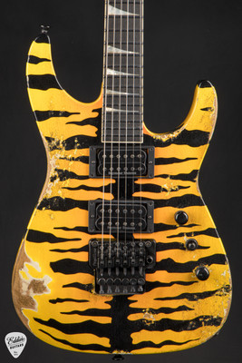 Jackson USA Custom Shop DK 2H FR Time Tested Tiger electric guitar