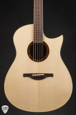 Gaiero MDC Acoustic Guitar with Swiss Spruce & Ziricote