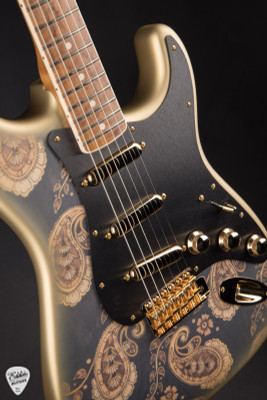Fender Custom Shop Masterbuilt 1963 Stratocaster NOS Burnt 69 Paisley Electric Guitar