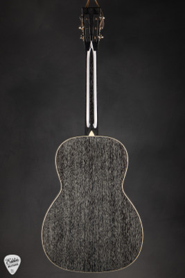 Collings 0001 MH Honduran Mahogany in Doghair Acoustic Guitar