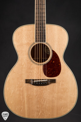 Bourgeois OM Deep Body Banjo Killer Bearclaw Sitka Spruce and Figured Mahogany Acoustic Guitar
