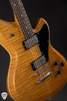 Novo Serus H2 Chambered Dealer LTD Amber Electric Guitar