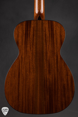 Collings 01 Mahogany Acoustic Guitar