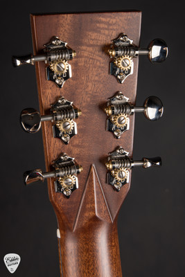 Huss and Dalton Traditional OM Rosewood Custom Acoustic Guitar with Bearclaw Italian Spruce and Madagascar Rosewood