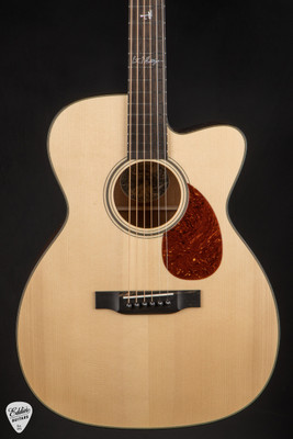 Collings Pete Huttlinger Signature OM1A Adirondack Spruce and Honduran Mahogany Acoustic Guitar