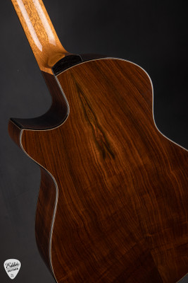 Stephen Strahm OOc Acoustic Guitar with Italian Spruce and Brazilian Rosewood