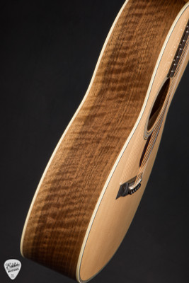 Collings 002H Acoustic Guitar with Old Growth Sitka Spruce and Figured Walnut