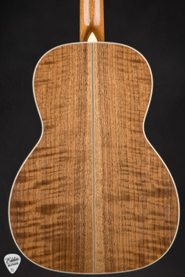 Collings 002H - Old Growth Sitka Spruce & Figured Walnut #36632