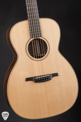 McNally S32 Acoustic Guitar with Sitka Spruce and Indian Rosewood