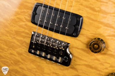 Paul Reed Smith Eddie’s Guitars Wood Library Modern Eagle V Brazilian Electric Guitar in Honey Satin