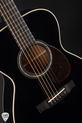 Collings 01 Mh Honduran Mahogany Jet Black Acoustic Guitar