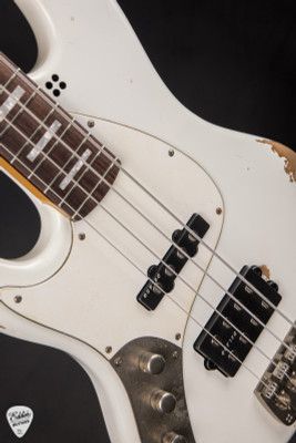 Sandberg California TM4 Left Handed Virgin White Hardcore Aged Finish Electric Bass