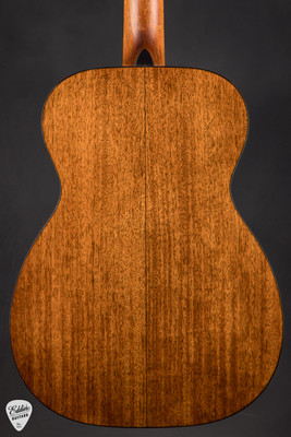 Martin 00 18 Joe Bonamassa Spruce Mahogany Acoustic Guitar