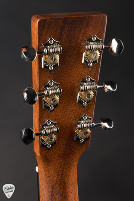 Martin 00 18 Joe Bonamassa Spruce Mahogany Acoustic Guitar