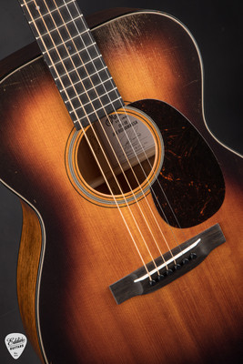 Martin 00 18 Joe Bonamassa Spruce Mahogany Acoustic Guitar