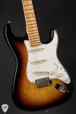 Fender Custom Shop American Custom Stratocaster NOS 3 Tone Sunburst Electric Guitar