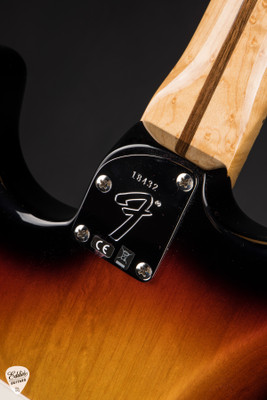 Fender Custom Shop American Custom Stratocaster NOS 3 Tone Sunburst Electric Guitar