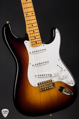 Fender Custom Shop Masterbuilt Limited Edition 70th Anniversary 1954 Stratocaster Deluxe Closet Classic - 2 Tone Sunburst #XN4698
