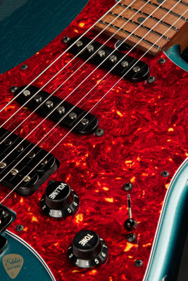 2023 - Suhr Eddie's Guitars Exclusive Classic S Antique Roasted - Ocean Turquoise Metallic