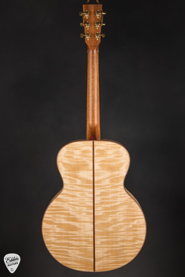 Circle Strings Small Jumbo Acoustic Guitar with Old Growth Sitka Spruce and Quilted Tochi