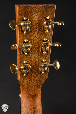 Circle Strings Small Jumbo Acoustic Guitar with Old Growth Sitka Spruce and Quilted Tochi