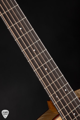 Circle Strings Small Jumbo Acoustic Guitar with Old Growth Sitka Spruce and Quilted Tochi