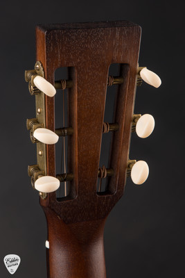 Iris MS00 12 Fret Acoustic Guitar with European Spruce and Koa in Sunburst