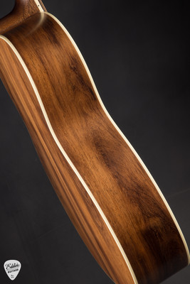 Bourgeois 00 12 Sawmill Limited Acoustic Guitar with Western Red Cedar and Madagascar Rosewood