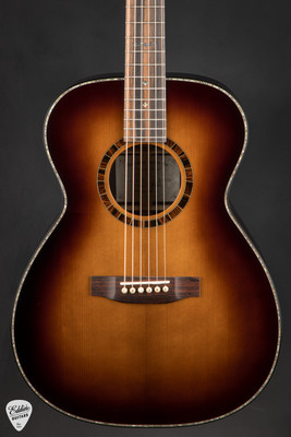 Gallagher Provenir Grand Auditorium Acoustic Guitar with Adirondack Spruce and Brazilian Rosewood in Sunburst