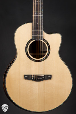 Kevin Ryan Paradiso Grand Concert Acoustic Guitar with Engelmann Spruce and Malaysian Blackwood
