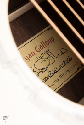 Bryan Galloup G2C Acoustic Guitar with Swiss Alpine Spruce and Brazilian Rosewood