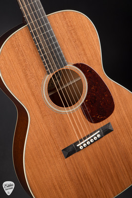 Collings 0002 Acoustic Guitar with Sinker Redwood and Sinker Honduran Mahogany