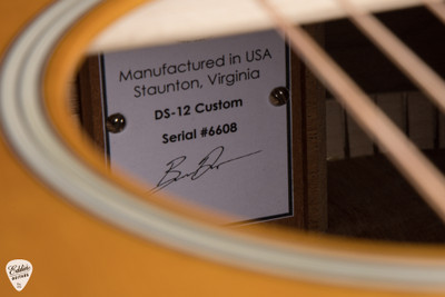 Huss and Dalton DS12 Custom Acoustic Guitar with Bearclaw Sitka Spruce and Tasmanian Blackwood in Sunburst