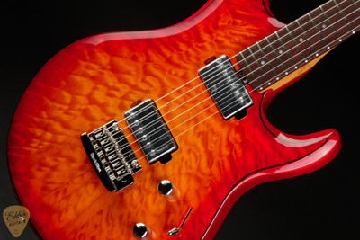 2023 - Ernie Ball Music Man Luke 3 HH Maple Top - Cherry Burst Quilt