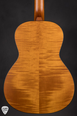 Iris MS00 Acoustic Guitar with European Spruce and Flamed Maple