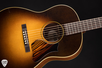 Iris OG Sunburst Distressed – European Spruce & Indian Rosewood Acoustic Guitar