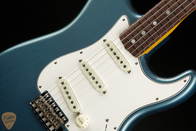 2023 - Fender Custom Shop 1966 Stratocaster Deluxe Closet Classic - Aged Lake Placid Blue