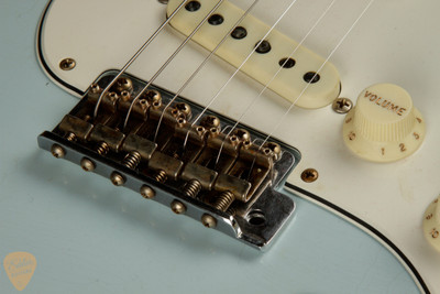 2023 - Fender Custom Shop Limited Edition 1968 Stratocaster Journeyman - Aged Sonic Blue