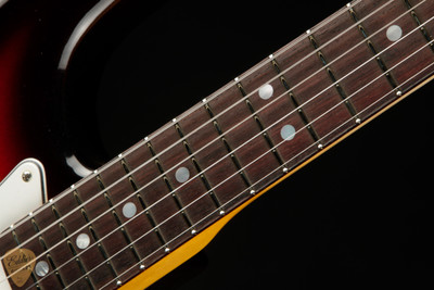 2023 - Fender Custom Shop 1966 Stratocaster Deluxe Closet Classic - 3 Color Sunburst